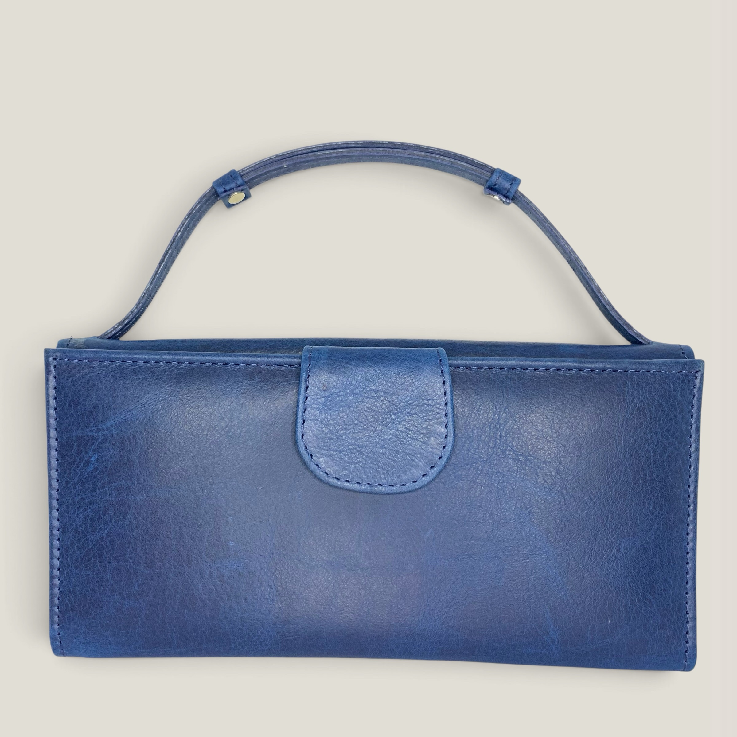 photoroom_20231223_185547-photoroom Luxury Women’s Leather Clutch - Pullup Leather - Image 1